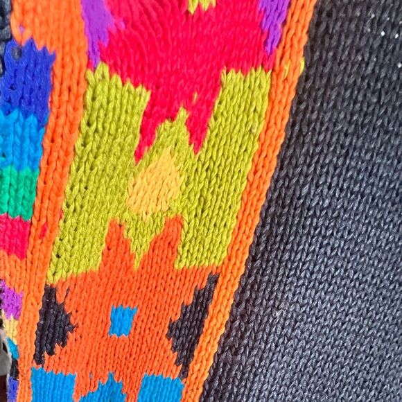 90’s Mixit Black Crew Neck Sweaters with colorful Artistic Designs Size M - Picture 10 of 11